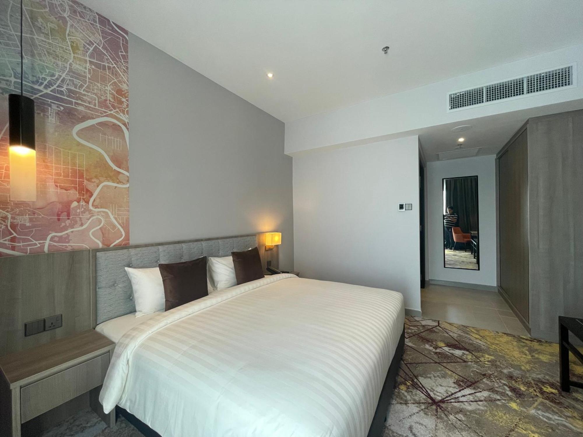Ksl Esplanade With Hot Spring 4* Klang